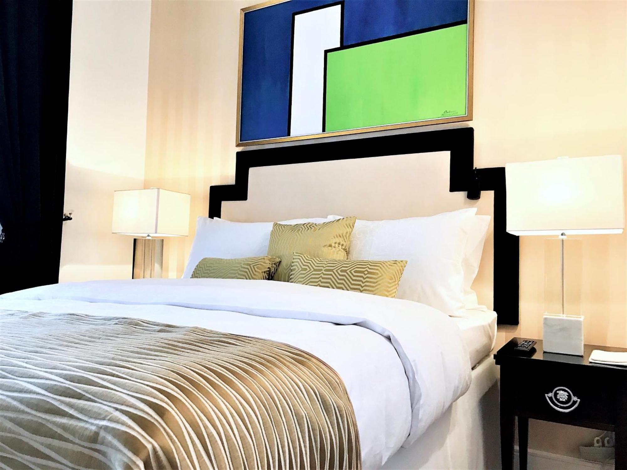 Mondrian Luxury Suites & Apartments Old Town Varsóvia Quarto foto