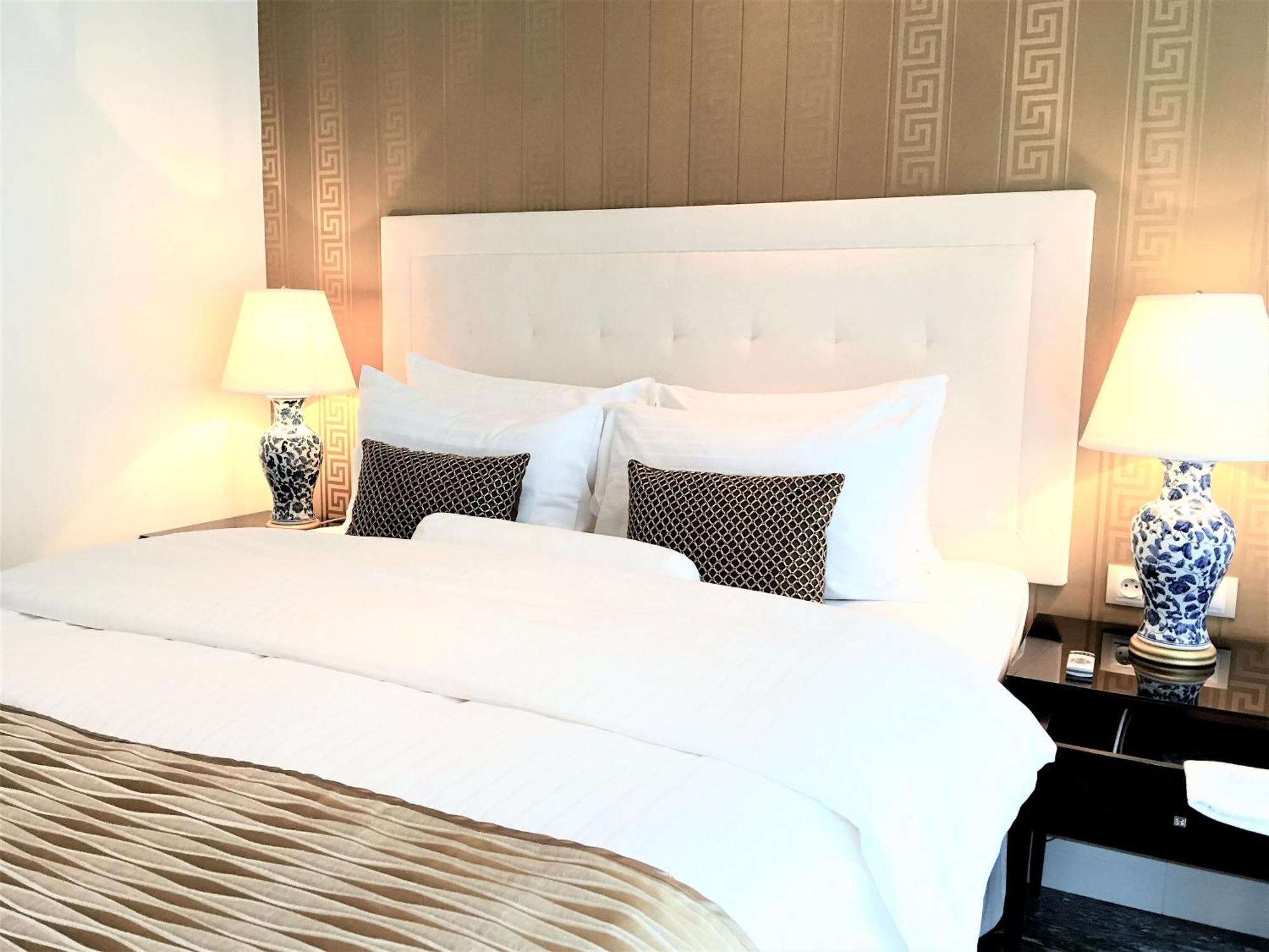 Mondrian Luxury Suites & Apartments Old Town Varsóvia Quarto foto