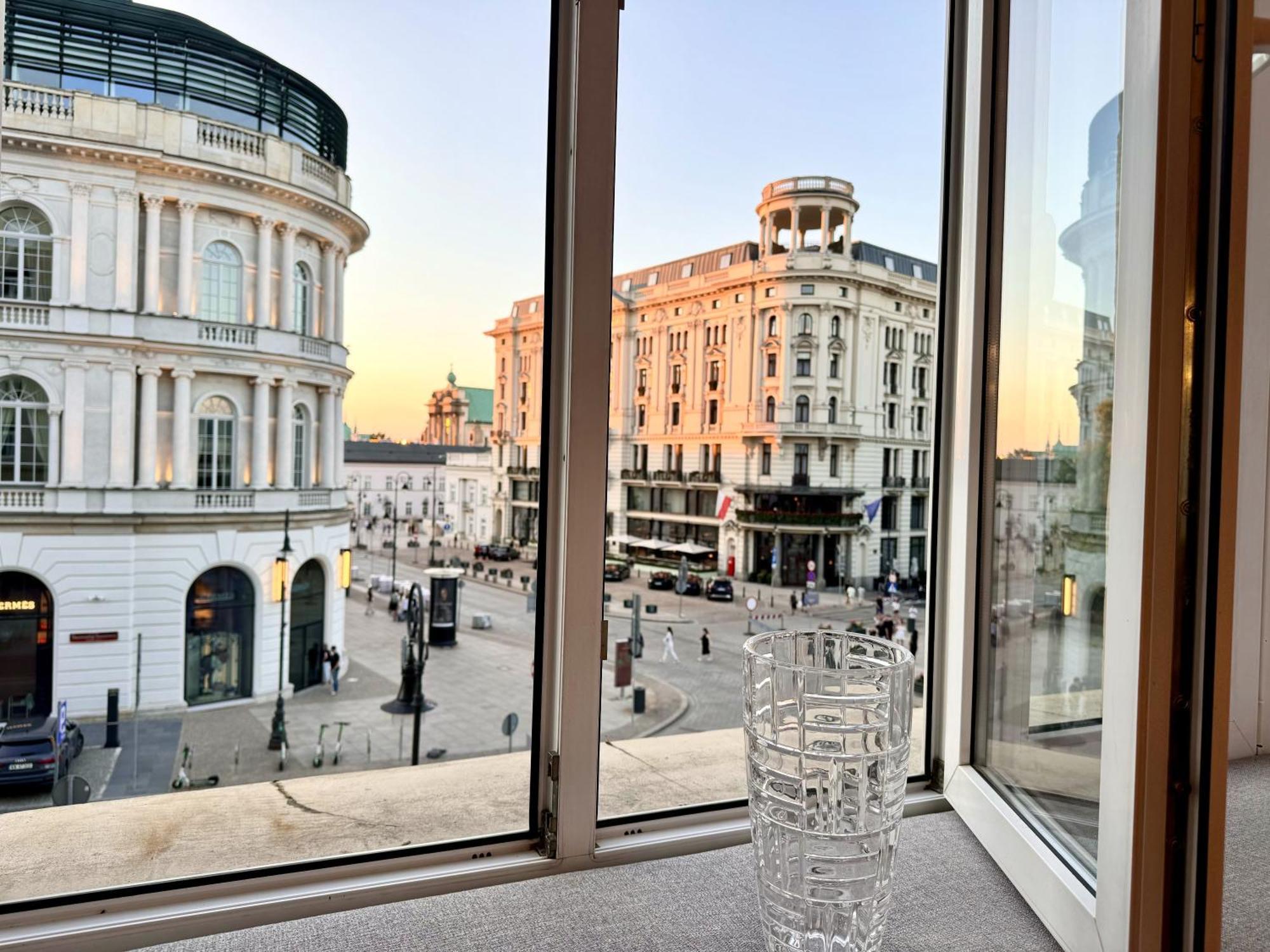Mondrian Luxury Suites & Apartments Old Town Varsóvia Exterior foto